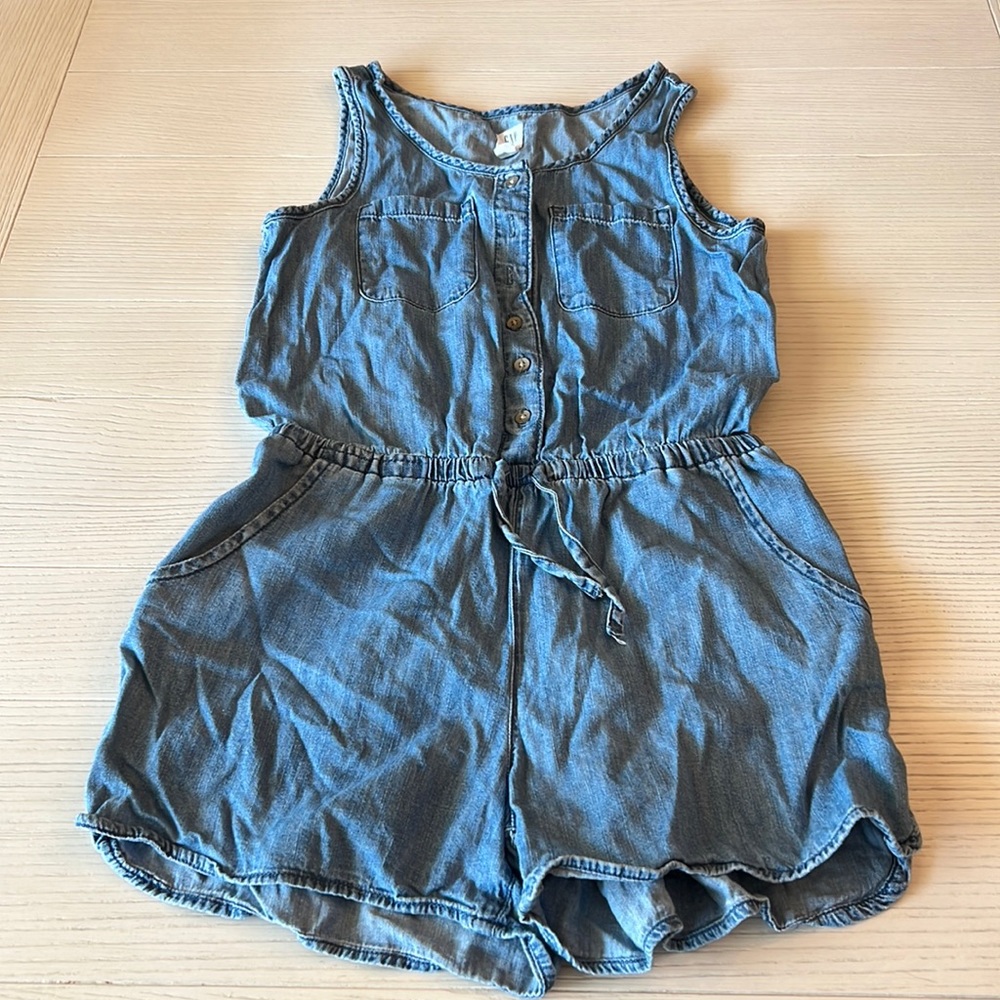 Gap jean romper size M EUC